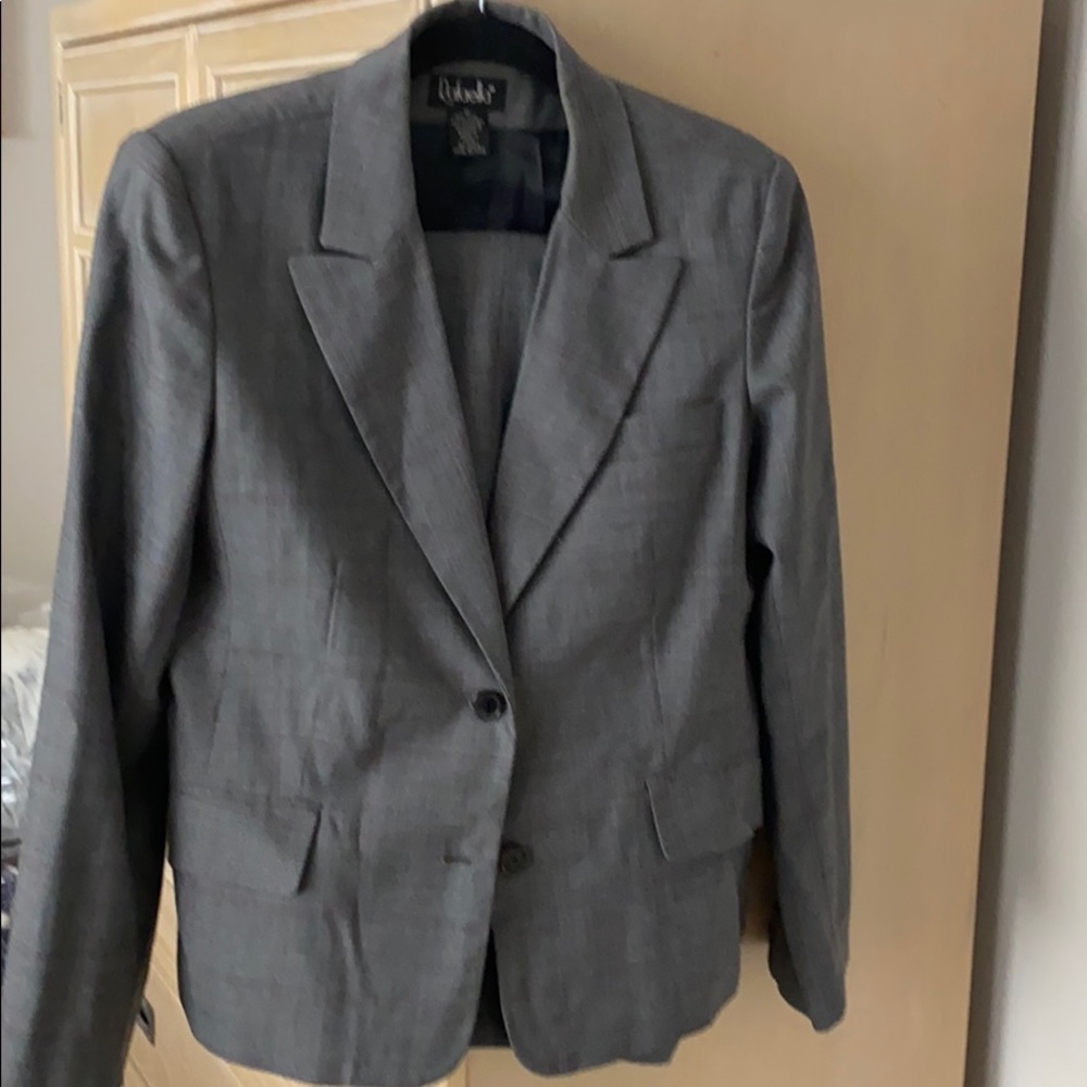 Rafaela size 12 suit